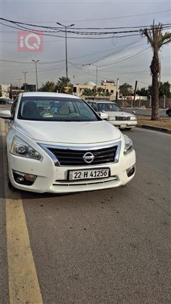 نيسان ألتيما